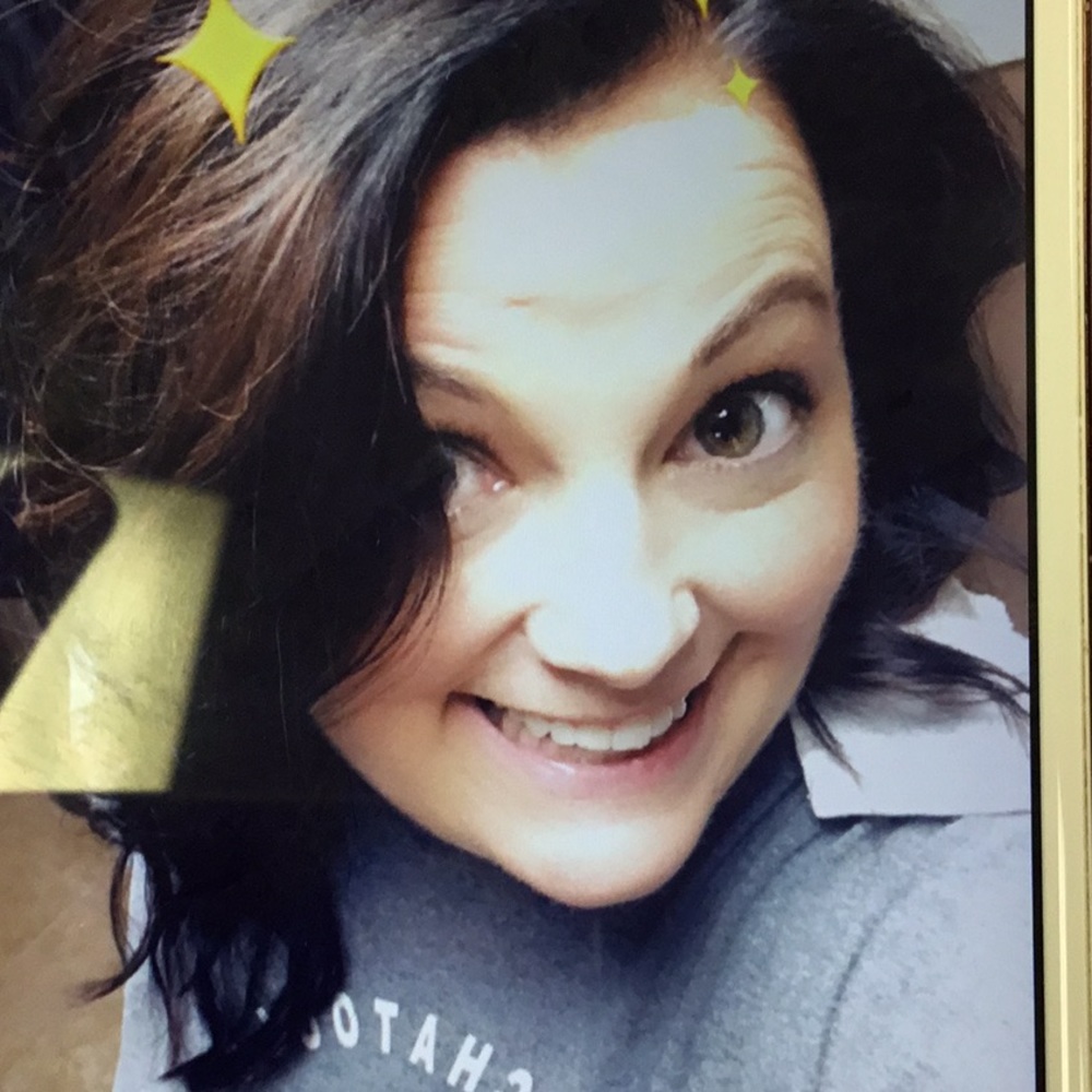 Meet your Posher, Dana